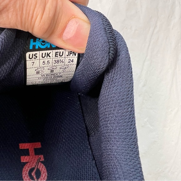 Hoka women’s sneakers - Picture 3 of 7